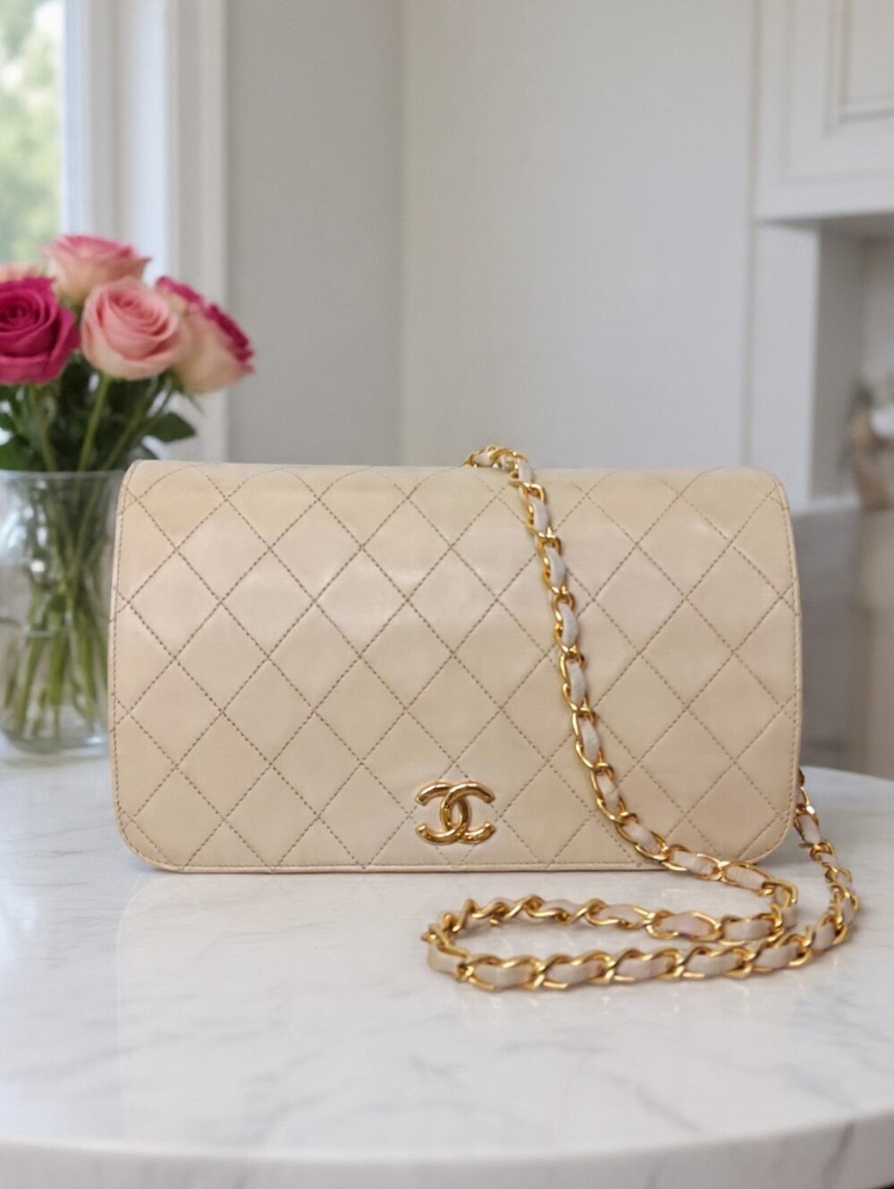 Chanel ✨️ Vintage Medium Full Flap Cream Beige Lambskin 24K GHW